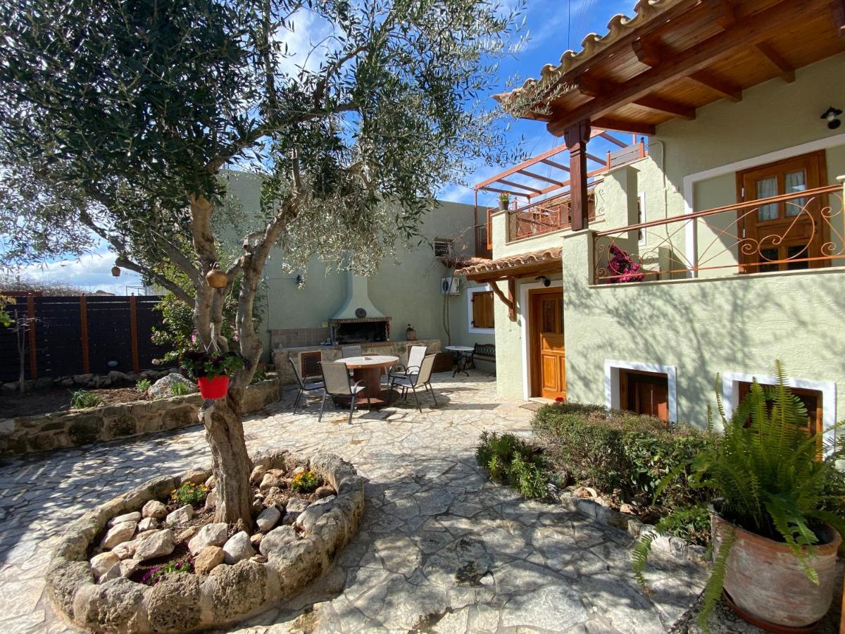 Pegasus House Otel Corinth Dış mekan fotoğraf